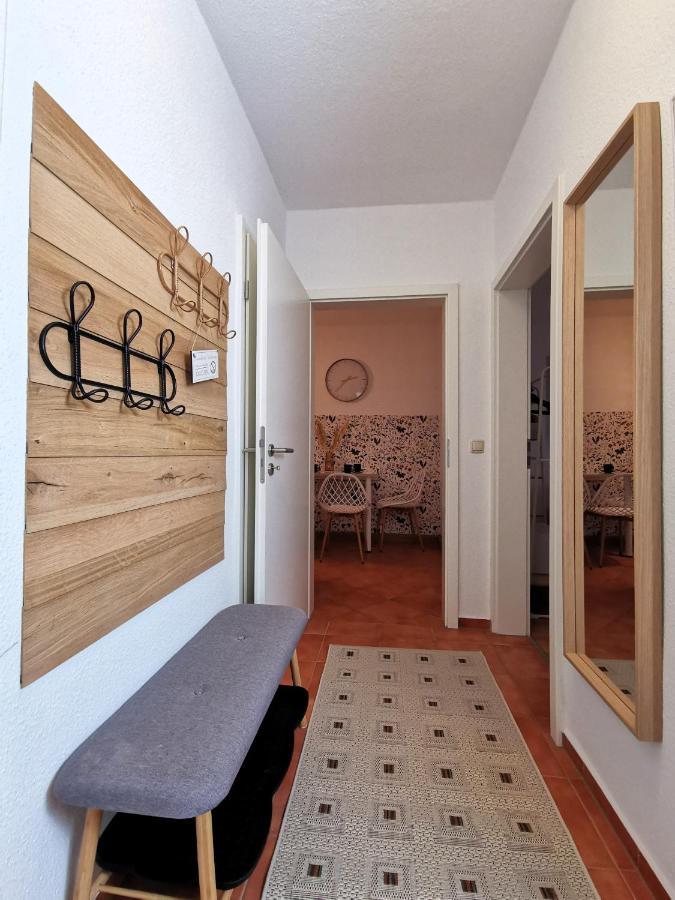 Bohnapartments Juwel Am See, Mitten In Der - Gratis Parkplatz - Kamin - Wlan - Naehe Erfurt